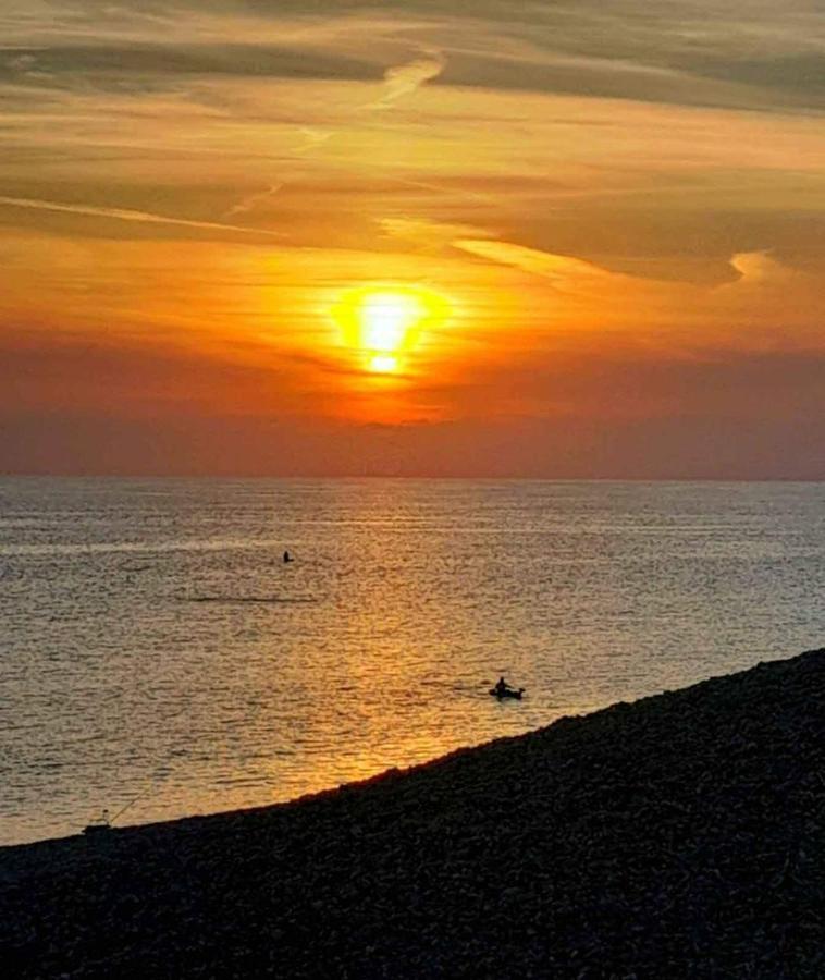 Sea View Cottage In Dorset, Portland Kültér fotó