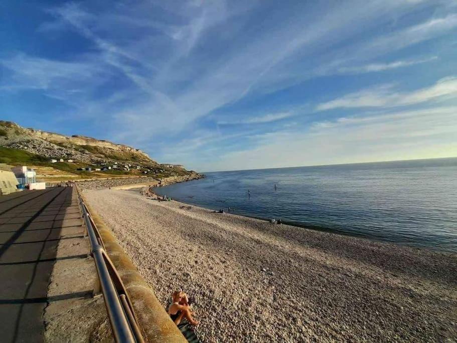 Sea View Cottage In Dorset, Portland Kültér fotó